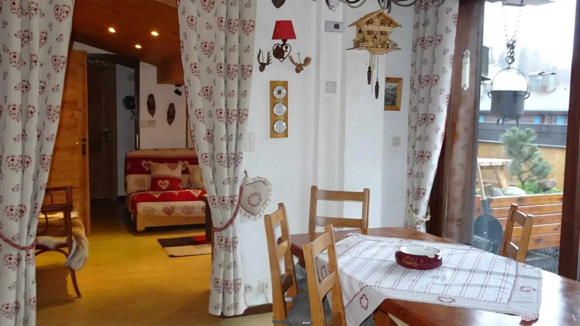 Επικοινωνία με το Appartement Confortable 3 Pieces - 8 Pers - Centre Station - Wifi - Parking - Fr-1-802-41